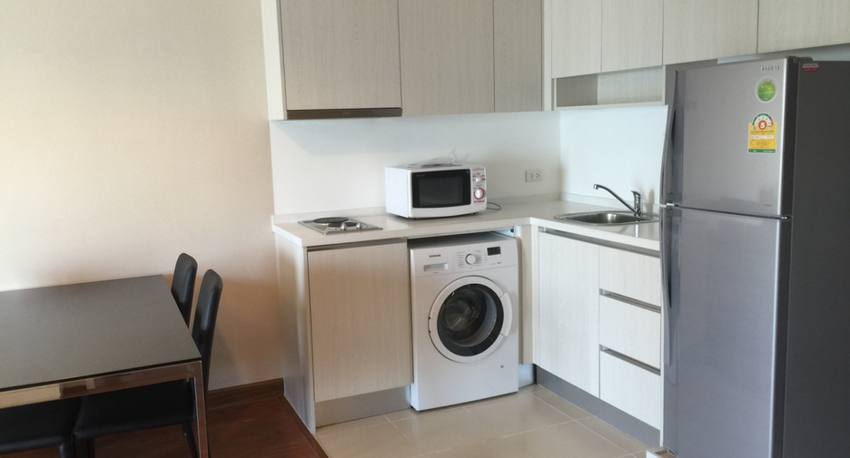 For rent 1 bed condo in Huai Khwang, Bangkok