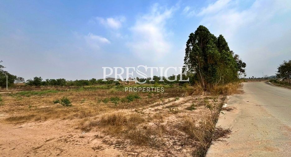 À vendre terrain à Bang Lamung, Chonburi
