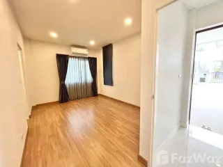 For rent 4 Beds house in Don Mueang, Bangkok