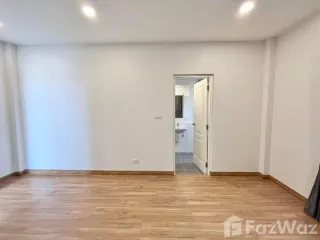 For rent 4 Beds house in Don Mueang, Bangkok