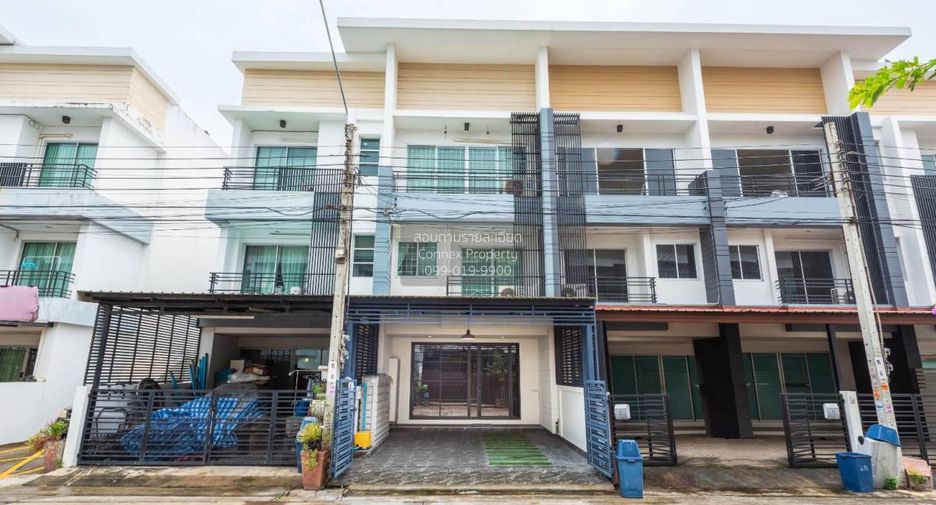 For sale 3 bedrooms townhouse in Nong Khaem, Bangkok