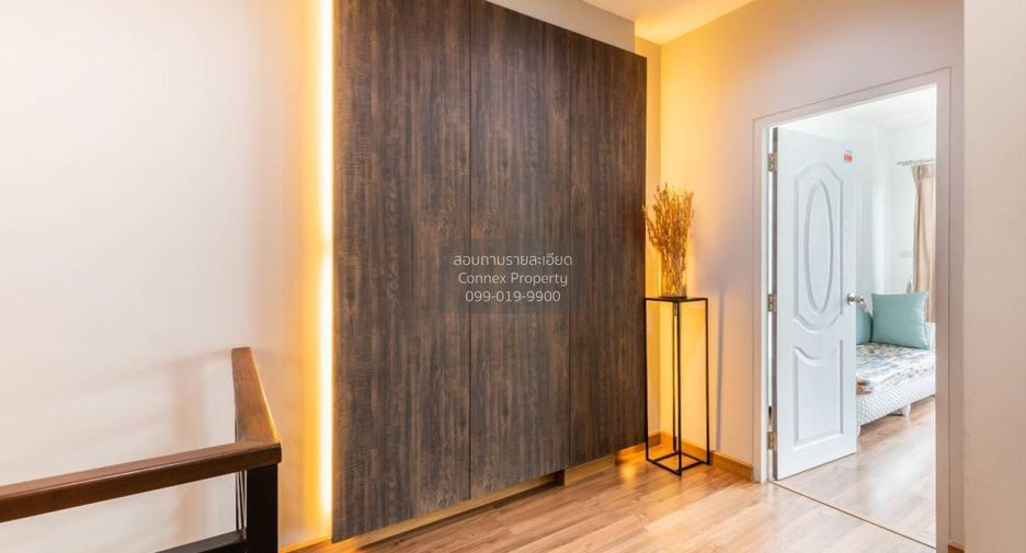 For sale 3 bedrooms townhouse in Nong Khaem, Bangkok