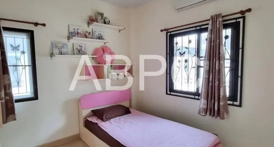 For rent and for sale 3 bedrooms house in Bang Lamung, Chonburi