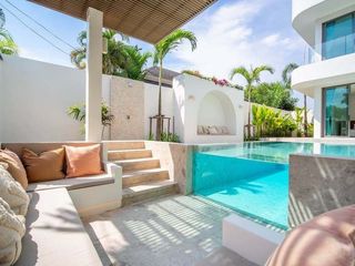 For sale 4 bed villa in Mueang Phuket, Phuket
