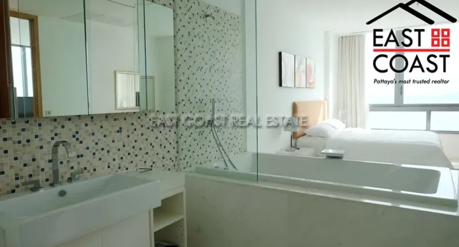 For rent 3 bedrooms condo in Bang Lamung, Chonburi