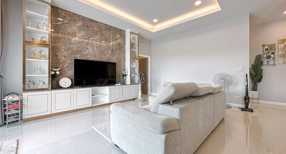 Casa en venta de 3 habitaciones en Huay Yai, Pattaya