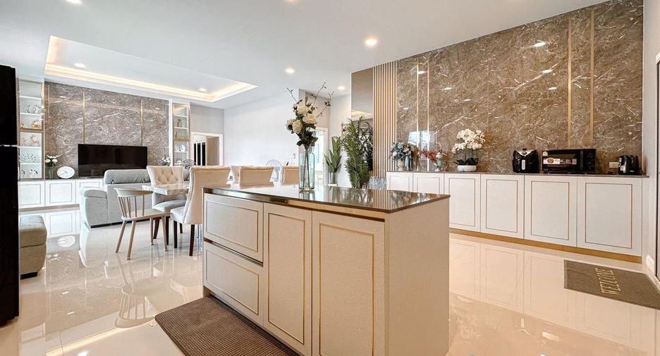 Casa en venta de 3 habitaciones en Huay Yai, Pattaya