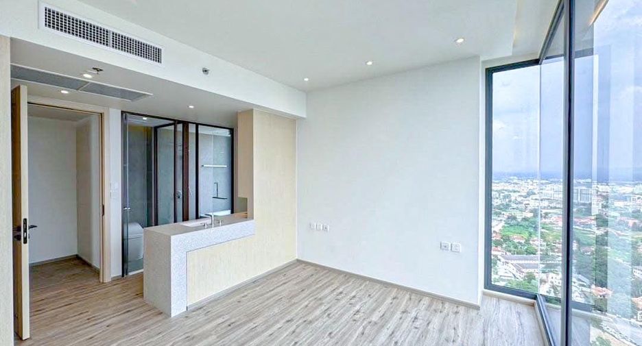 For sale 2 bedrooms condo in Bang Lamung, Chonburi
