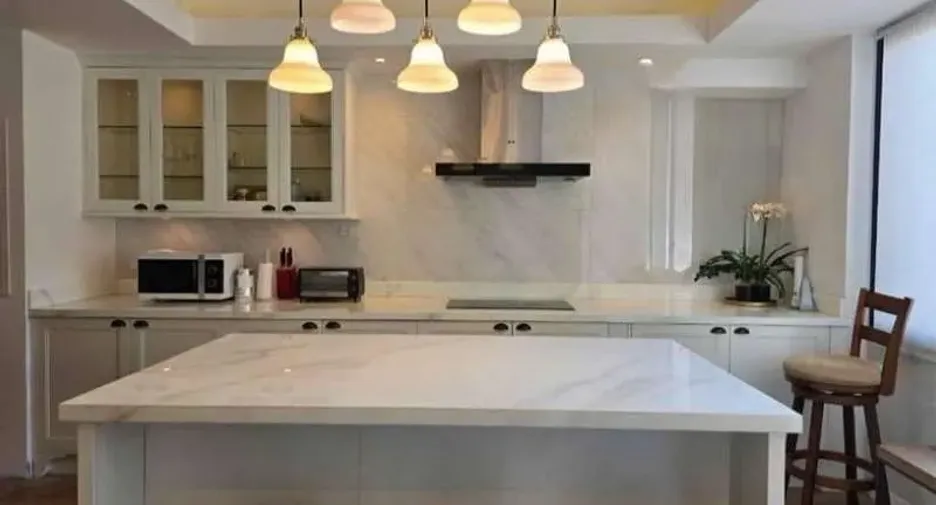 For rent 3 bedrooms townhouse in Watthana, Bangkok