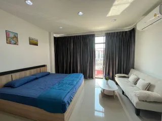 For rent 2 bed townhouse in Cha Am, Phetchaburi