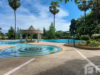 For sale 1 bed condo in Ban Chang, Rayong