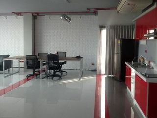 For rent 1 bed office in Khlong Toei, Bangkok