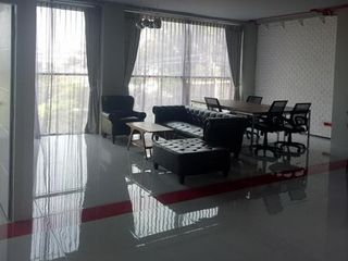 For rent 1 bed office in Khlong Toei, Bangkok