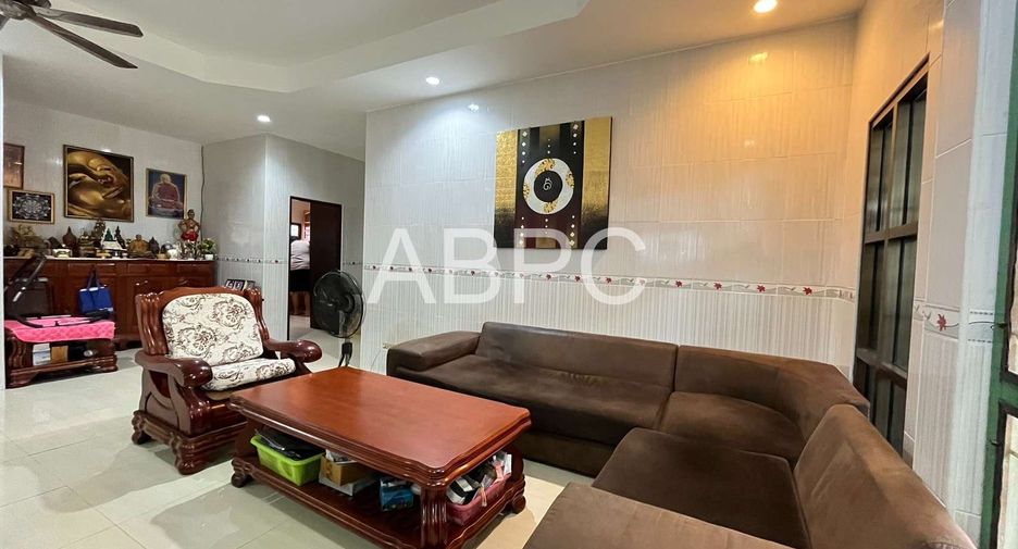 Haus zum Kauf mit 3 Zimmer in Bang Lamung, Chonburi