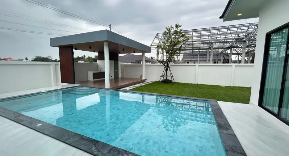 For rent and for sale 3 bedrooms house in Bang Lamung, Chonburi
