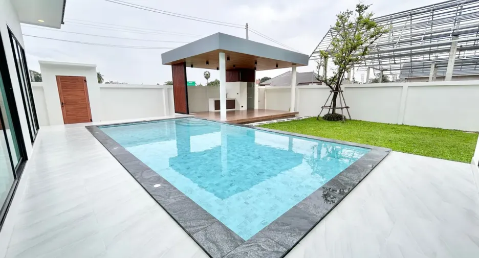 For rent and for sale 3 bedrooms house in Bang Lamung, Chonburi