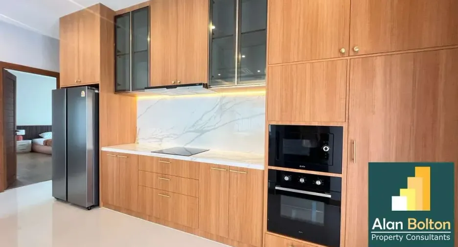 For rent and for sale 3 bedrooms house in Bang Lamung, Chonburi