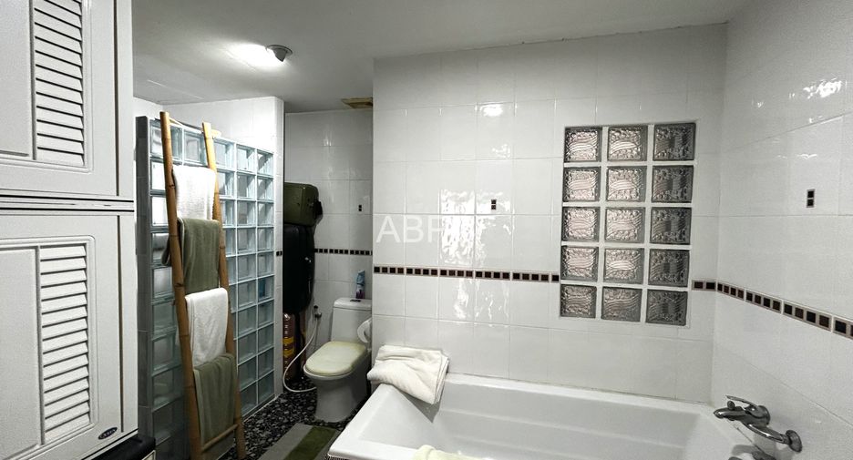 For sale 1 Beds condo in Bang Lamung, Chonburi