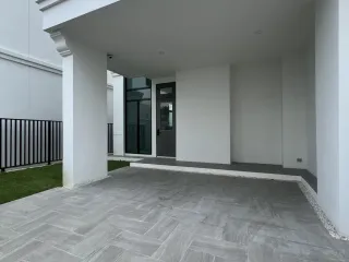 For rent 4 Beds house in Lat Phrao, Bangkok