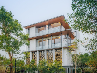For sale 3 Beds house in Huai Khwang, Bangkok