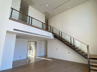 For sale 5 bed condo in Khlong San, Bangkok