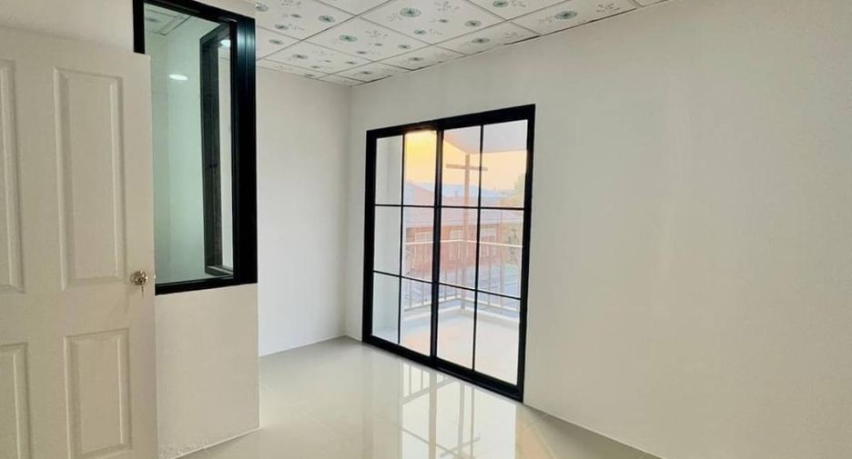 For sale 2 Beds townhouse in Sai Noi, Nonthaburi