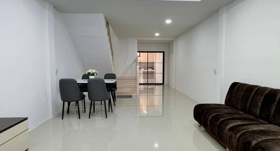 For sale 2 Beds townhouse in Sai Noi, Nonthaburi