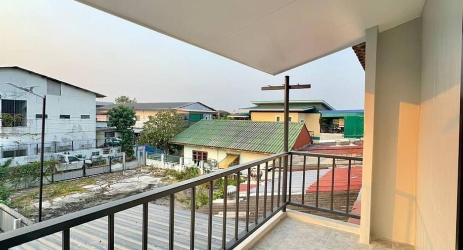 For sale 2 Beds townhouse in Sai Noi, Nonthaburi