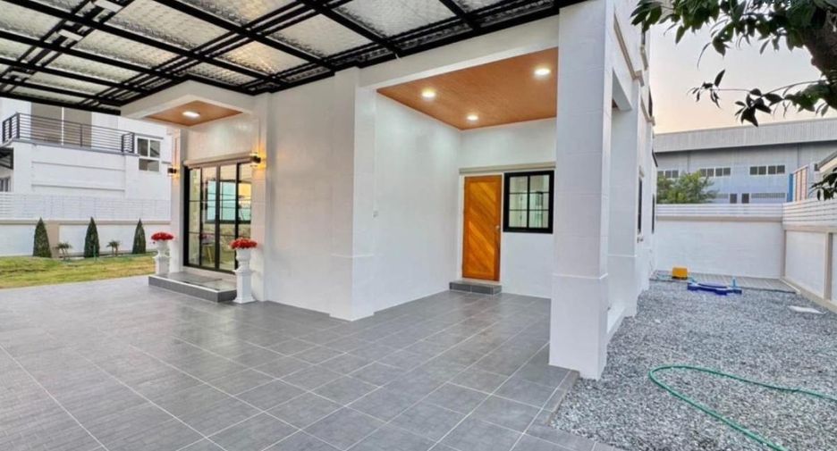 For sale 3 bed house in Sai Noi, Nonthaburi
