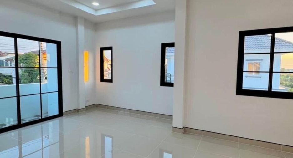 For sale 3 bed house in Sai Noi, Nonthaburi