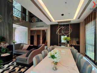 For sale 5 Beds house in Lak Si, Bangkok