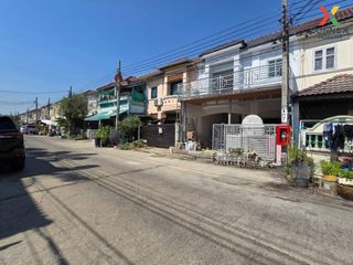 For sale 4 Beds townhouse in Sai Noi, Nonthaburi