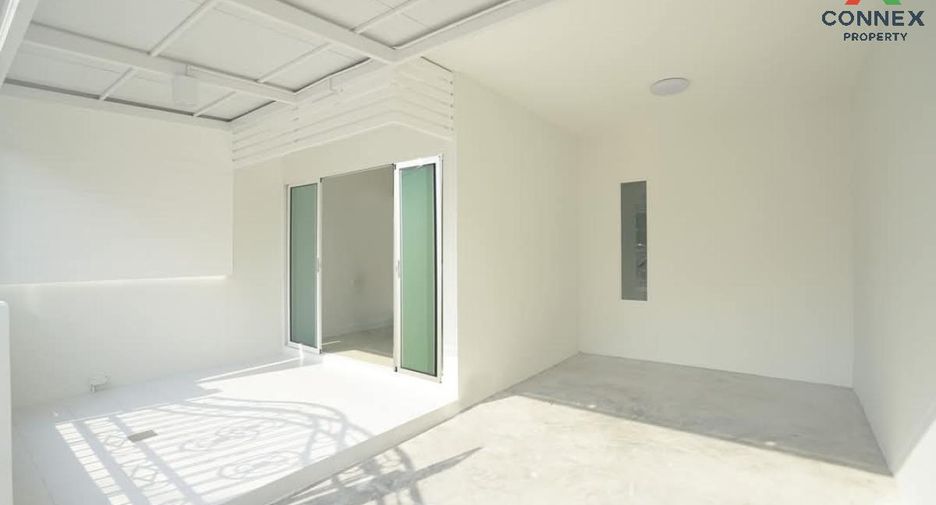 For sale 3 Beds townhouse in Sai Noi, Nonthaburi