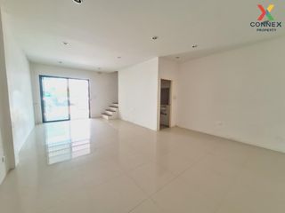 For sale 3 Beds townhouse in Pluak Daeng, Rayong