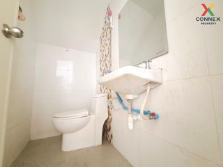 For sale 3 Beds townhouse in Pluak Daeng, Rayong