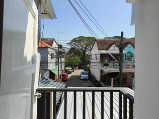 For sale 2 bed condo in Saphan Sung, Bangkok