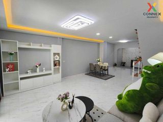 For sale 2 bed condo in Saphan Sung, Bangkok