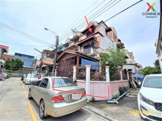 For sale 2 bed townhouse in Bang Khae, Bangkok