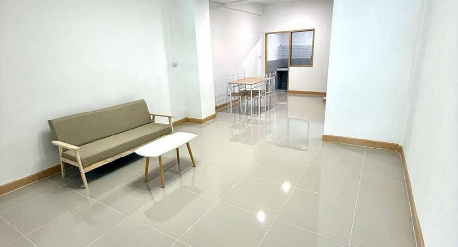 For sale 2 bed townhouse in Mueang Samut Sakhon, Samut Sakhon