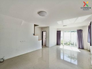 For sale 3 Beds townhouse in Lam Luk Ka, Pathum Thani