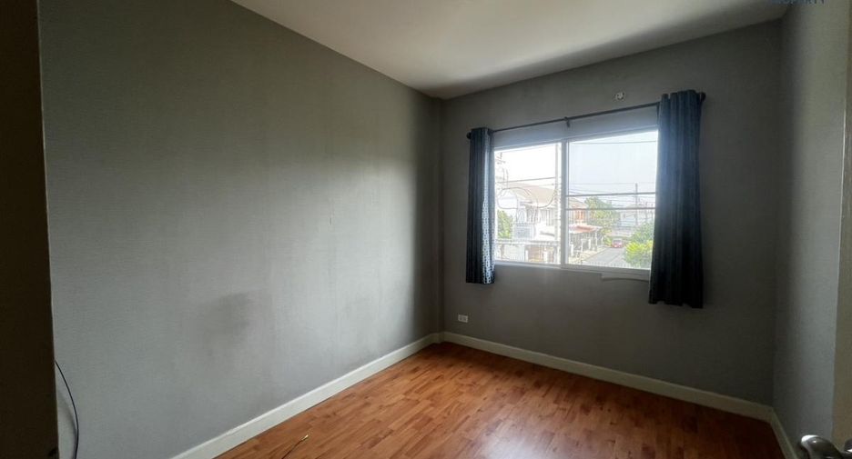 For sale 3 Beds townhouse in Bang Kruai, Nonthaburi
