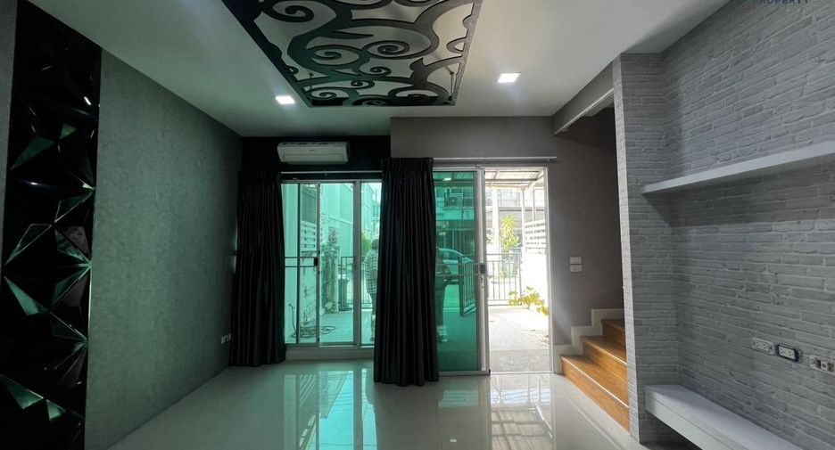 For sale 3 Beds townhouse in Bang Kruai, Nonthaburi