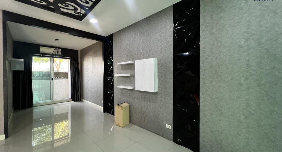 For sale 3 Beds townhouse in Bang Kruai, Nonthaburi