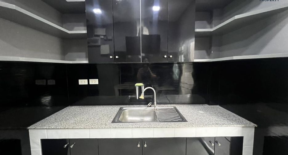For sale 3 Beds townhouse in Bang Kruai, Nonthaburi