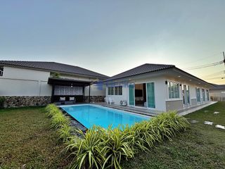 Casa en venta de 3 habitaciones en Bang Lamung, Chonburi