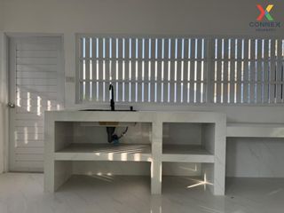 For rent 4 Beds townhouse in Bang Khun Thian, Bangkok