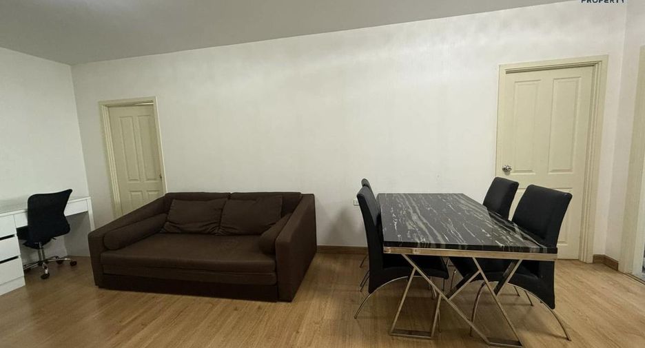 For rent 2 bed condo in Mueang Nonthaburi, Nonthaburi