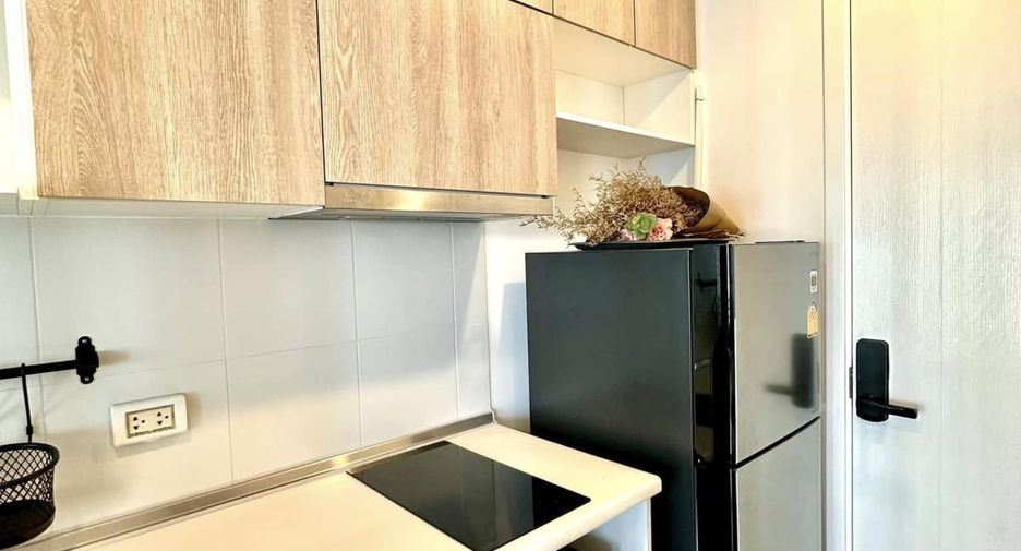 For rent 2 bed condo in Phaya Thai, Bangkok
