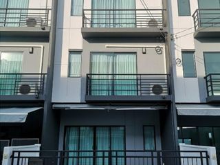 For rent 3 bed townhouse in Bang Bua Thong, Nonthaburi
