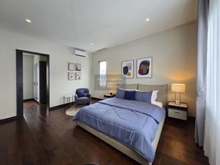 For rent 5 bedrooms house in Lat Krabang, Bangkok